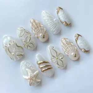 3D Pearl Shell Press On Nails White Gold Ocean Fake Nails 2