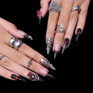 Gothic Rose Chain Press On Nails Dark Luxury 3D Fake Nails 2