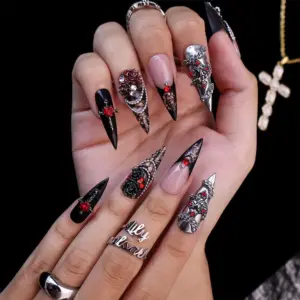 Gothic Rose Chain Press On Nails Dark Luxury 3D Fake Nails 6