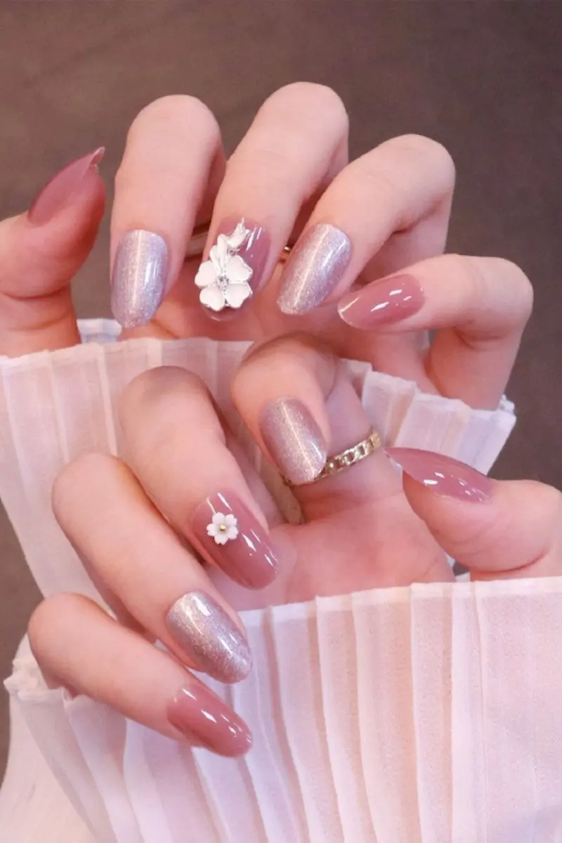 9 Korean Style Press-On Nail Designs to Consider