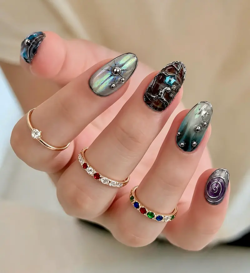 A Simple Sparkle Option: Brown Glitter Star