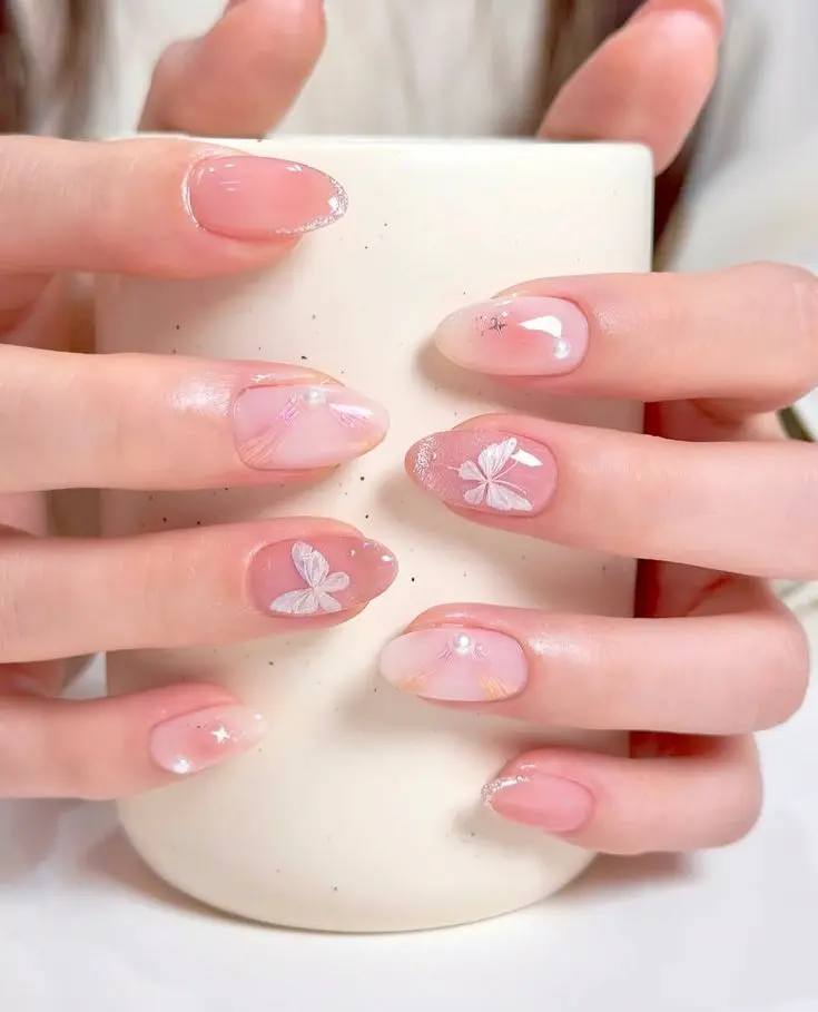 Jelly Pink or Korean-Style Short Nails