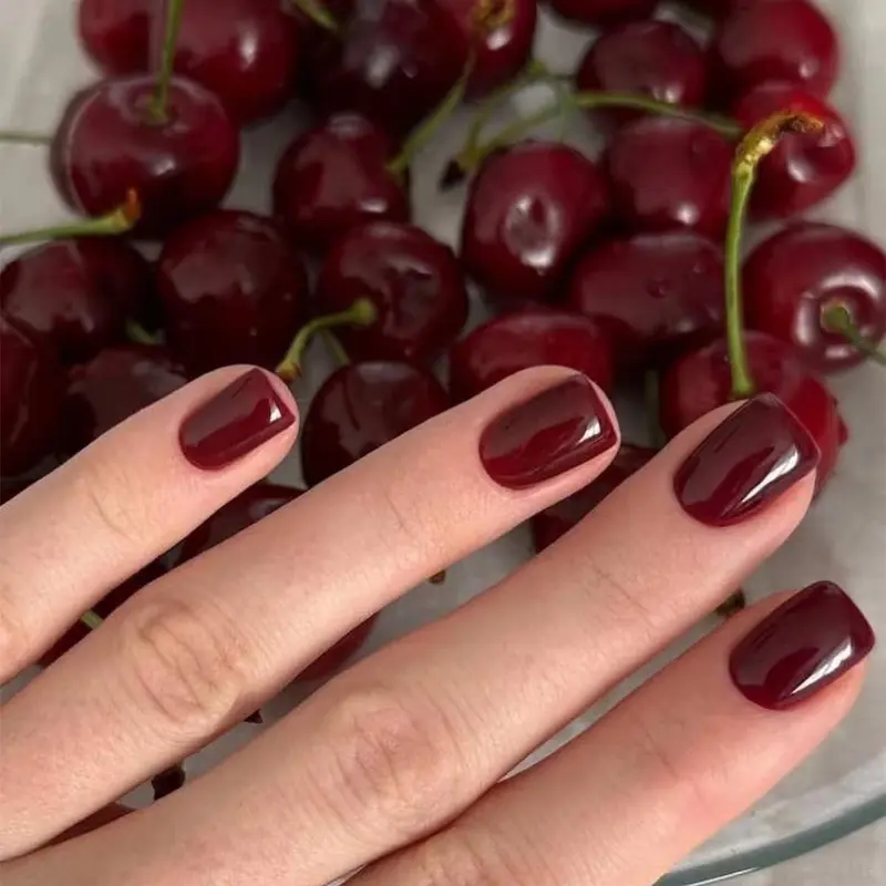 Short Red Press-On Nails